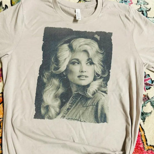 Dolly Tee