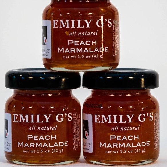 mini jars of peach mamalade